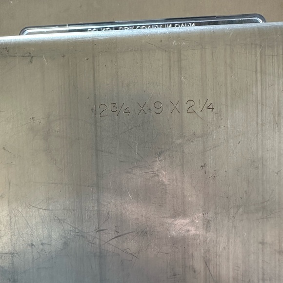 Vintage rectangular covered cake pan - Picture 5 of 5